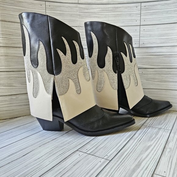 Gianni Bini ConleyTwo Western Rhinestone Flame Foldover Boot in Black Silver Sz6 - Picture 5 of 16